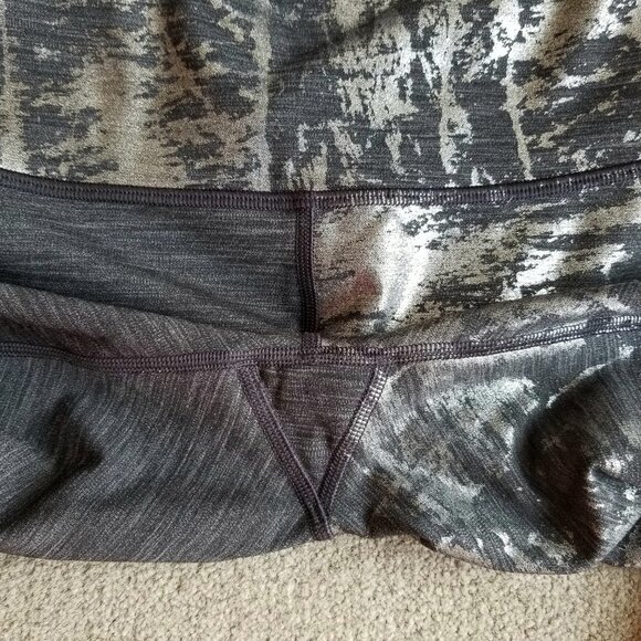 Lululemon Wunder Under High-Rise Tight Foil 28", size 6 - Picture 7 of 8